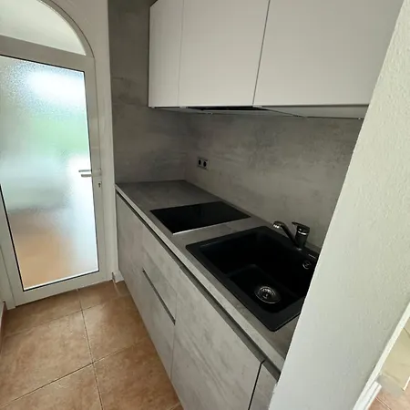 Apartman Valic - Mit Meerblick *